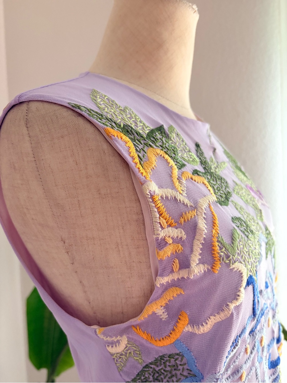 Vivienne Tam VTG Sheer Mesh Embroidered Floral Tank Top Shirt 90s Rare Purple 2 - Picture 10 of 15